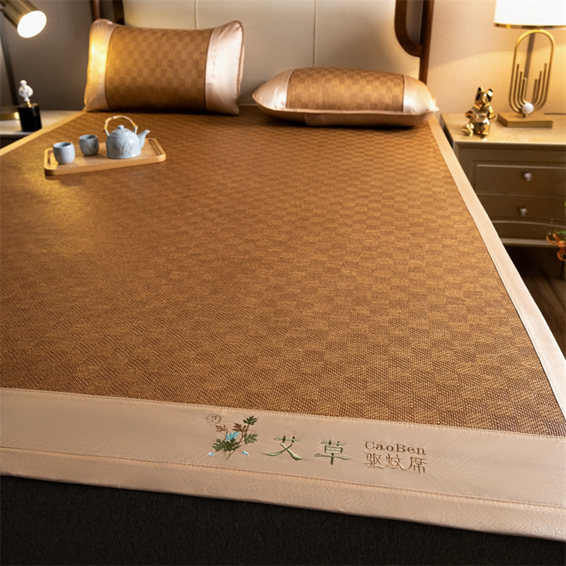 Cooling Mat Bamboo Summer Mat  - đánh giá và giá Satin Pillowcase Silk